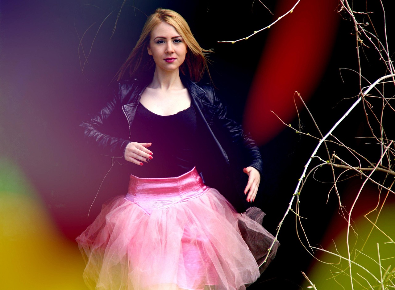 日本四月之星,当红女演员的魅力展现